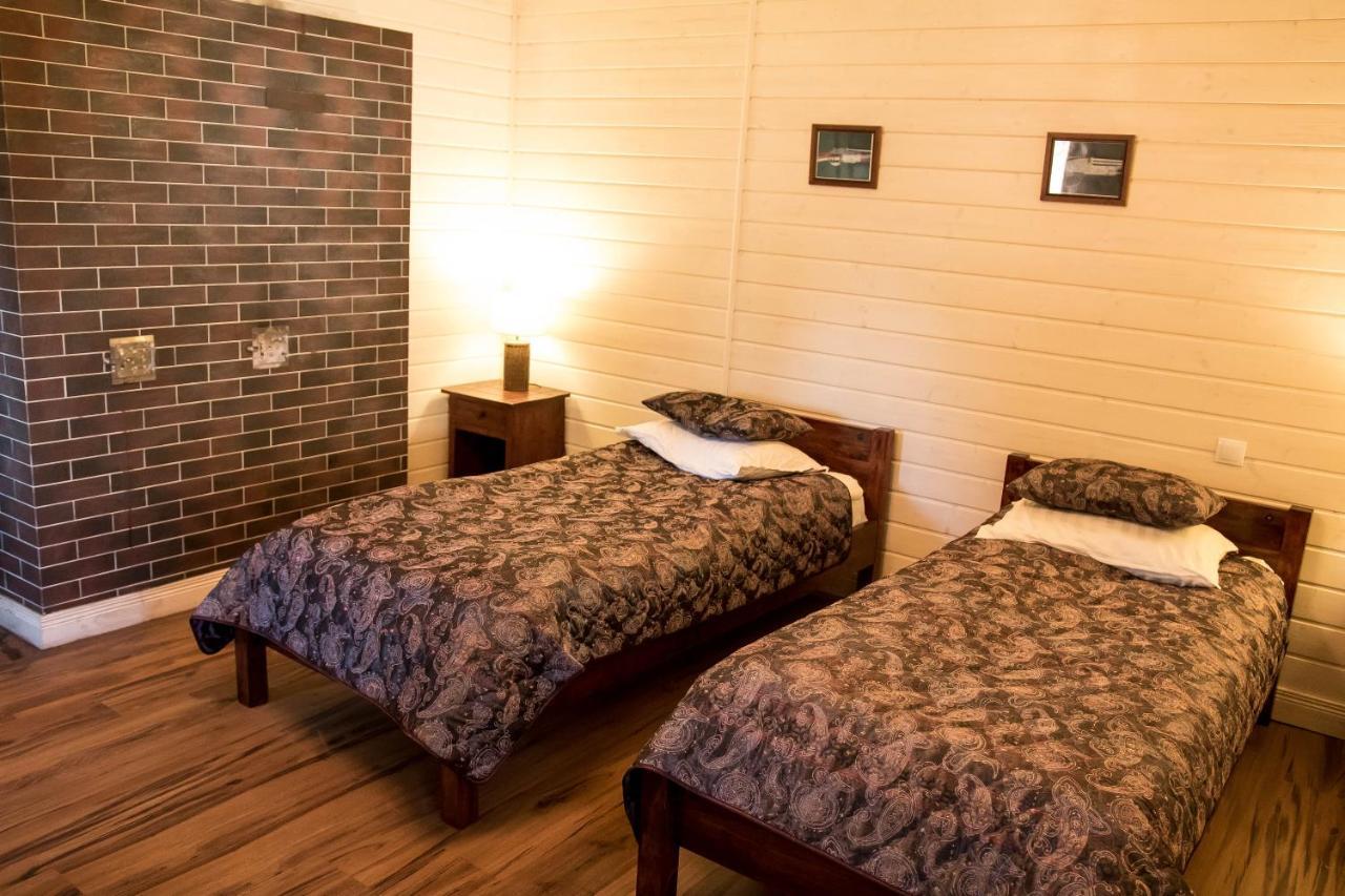 "Дальний Кордон" Hotel Moshchanytsya ภายนอก รูปภาพ